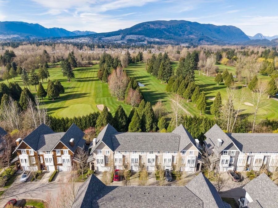 Outdoor living near Riverwood and the rivers, Port Coquitlam, BC