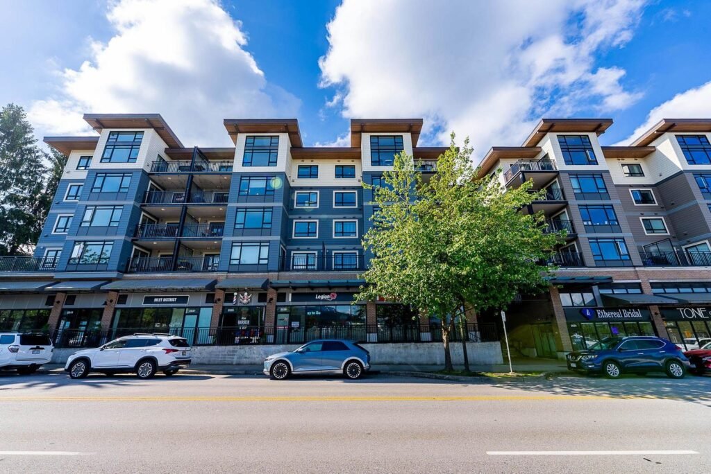 414 &ndash; 2525 Clarke Street - photo