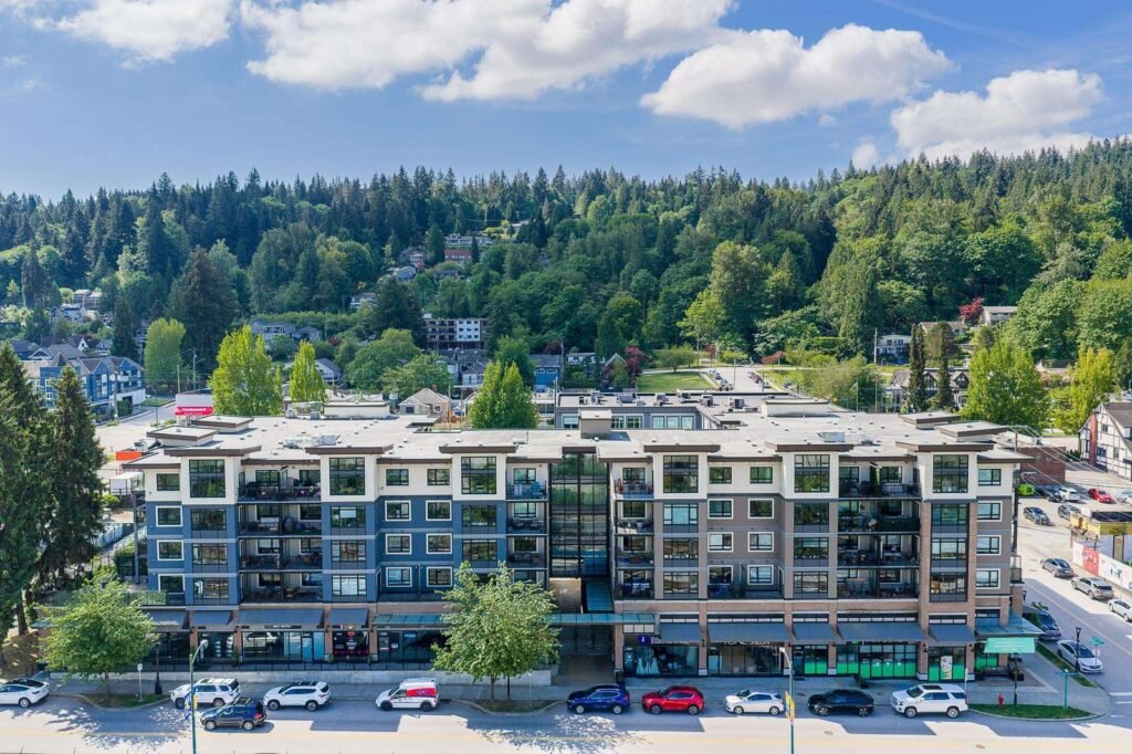 414 &ndash; 2525 Clarke Street - photo